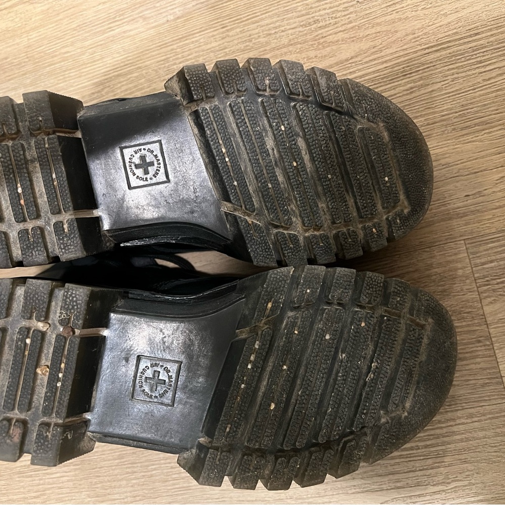 Dr. Martens Audrick 8-Eye Black Boots - Picture 6 of 7